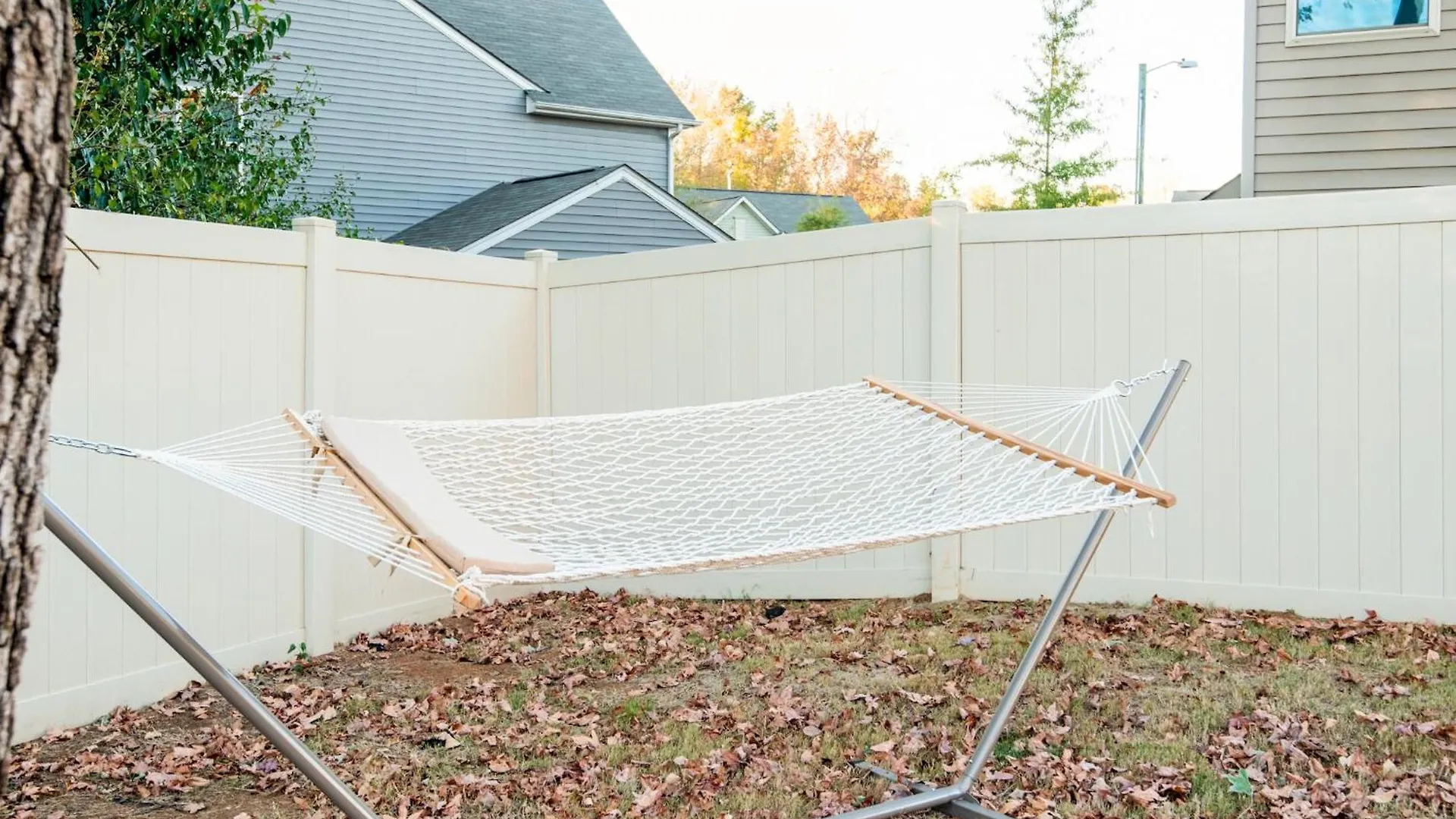 فيلا Near Clt Airport - 4Bd - Backyard - Balcony تشارلوت الولايات المتحدة الأمريكية